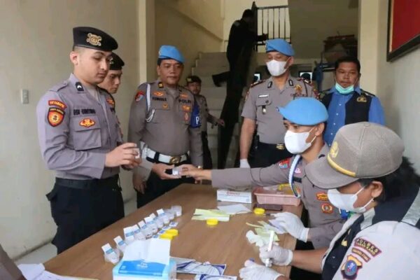 Kapolres Tanah Karo Perintahkan Cek Urine Mendadak, 30 Personel Dinyatakan Negatif Narkoba