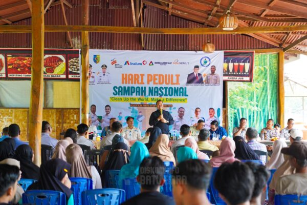 Peringati Hari Peduli Sampah Nasional 2026 Bupati Batu Bara Pimpin Penanaman Pohon di Pantai Datuk Batu Bara