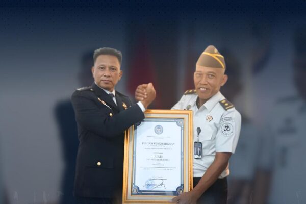 Rutan Tanjung Pura Raih Penghargaan Pegawai Berjasa pada Hari Bakti Pemasyarakatan ke-62