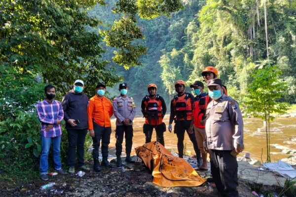 BPBD Pakpak Bharat Berhasil Evakuasi Jasad Robert Sinamo dari Kawasan Lae Une