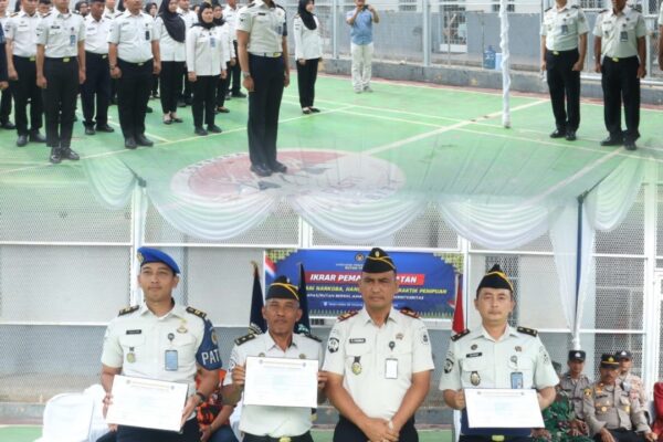 Rutan Tanjung Pura Gelar Apel Ikrar, Tes Urine dan Razia Hunian Wujudkan Pemasyarakatan Bersih