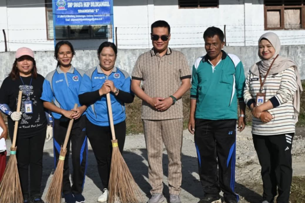 Bupati Humbang Hasundutan Ajak Masyarakat Gelorakan Kebersihan Mulai dari Keluarga