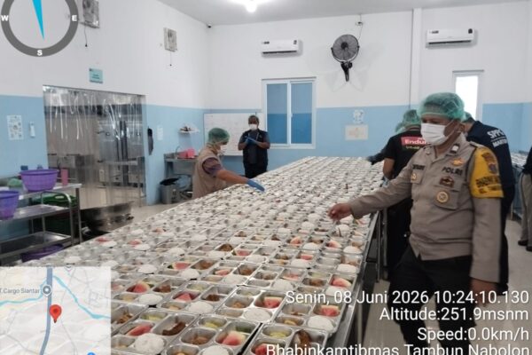 SMA Negeri 5 Dapat 786 Paket, MTsN 728 Paket, Polsek Siantar Martoba Pastikan MBG Tersalurkan ke 8 Posyandu