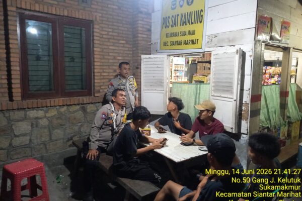 Polsek Siantar Marihat Gelar SALING di Pos Kamling Gang Kelutuk, Petugas Jaga Diimbau Aktif Ronda Malam