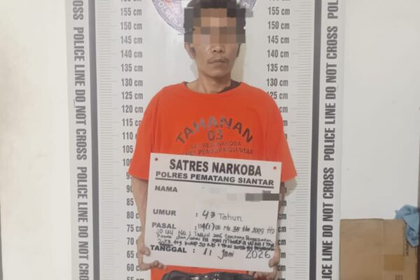 RB (43) Ditangkap di Warung Jalan Merbou, Polres Pematangsiantar Sita 9 Paket Ganja Berat 12,36 Gram