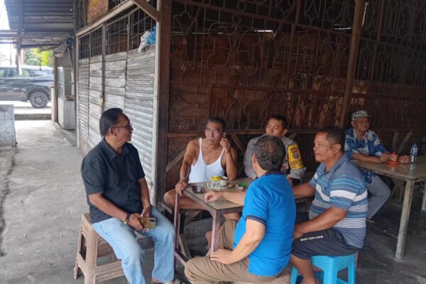 Polsek Siantar Timur Sambangi Warga, Bhabinkamtibmas Ajak Masyarakat Jaga Keamanan Lingkungan