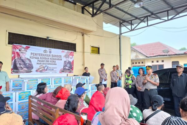 Polres Pematangsiantar Peduli Korban Kebakaran, 154 Paket Bansos Diserahkan di Halaman Polsek Siantar Utara