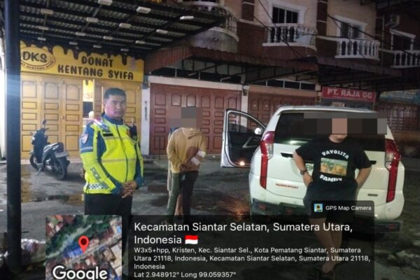 Respon Cepat CC 110, Unit Gakkum Polres Pematangsiantar Cek Laka Lantas di Jalan Gereja