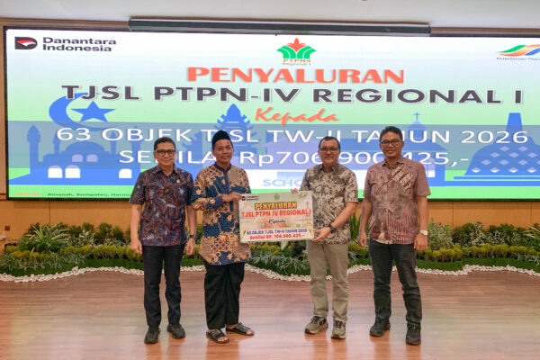 PTPN IV Regional I Salurkan Bantuan TJSL Rp 706 Juta untuk Pembangunan Sosial Berkelanjutan