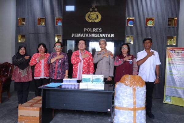 Pemko Pematangsiantar dan Polres Bersinergi, Walikota Wesly Silalahi Serahkan Alat Tes Urine ke Kapolres