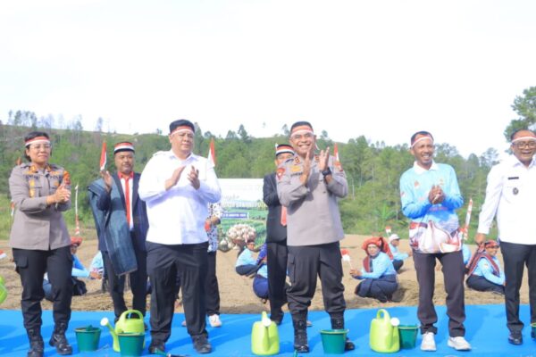 Panen Timun hingga Tebar Bibit Lele, Rutan Tanjung Pura Perkuat Lahan Ketapang Lewat Pengembangan Lahan Ketapang dan Pembinaan Warga Binaan