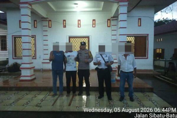 Polsek Siantar Martoba Bantu Warga, Bhabinkamtibmas dan Dinas Sosial Evakuasi Pria Depresi ke Rehabilitasi
