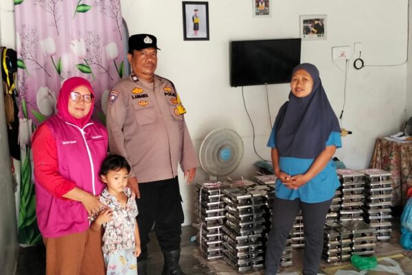 Polsek Siantar Martoba Dukung Program MBG, Bhabinkamtibmas Monitoring di Posyandu Jalan Madrasah