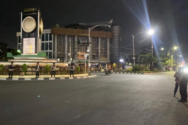 Dari Tugu Adipura hingga Petisah Tengah, Brimob Polda Sumut Patroli Malam Cegah Geng Motor dan Balap Liar
