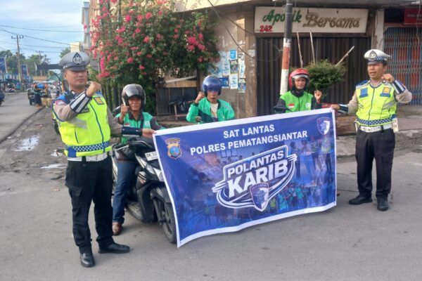 Sat Lantas Polres Pematangsiantar Ajak Pengendara Gojek Jadi Mitra Polri, Himbau Patuhi Rambu dan Pakai Helm SNI