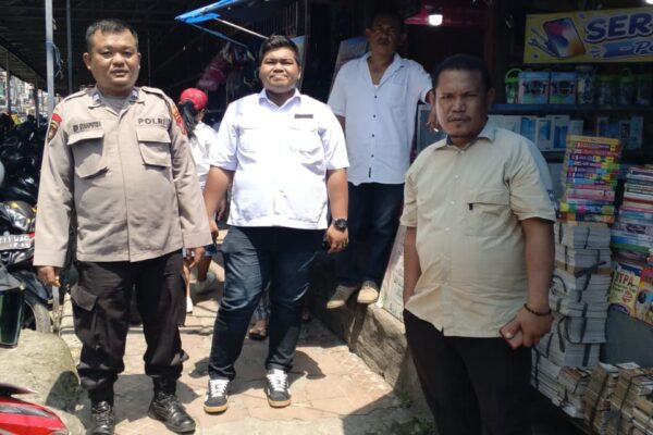 Polsek Siantar Barat Patroli di Pasar Horas, Kapolsek: Waspada Dompet, HP, dan Perhiasan dari Aksi Copet
