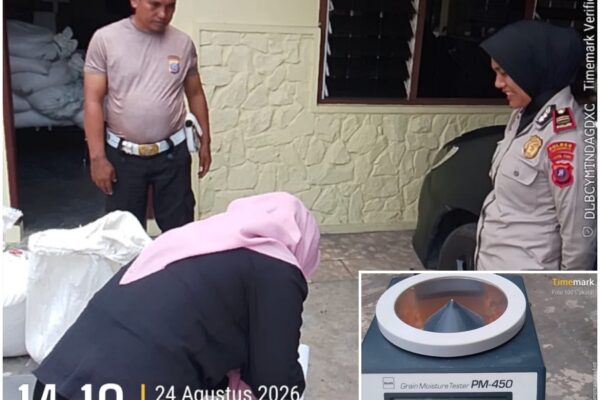 Polsek Siantar Selatan Dampingi Penjualan Jagung, Kapolsek: Meningkatkan Kehadiran Polri di Tengah Masyarakat