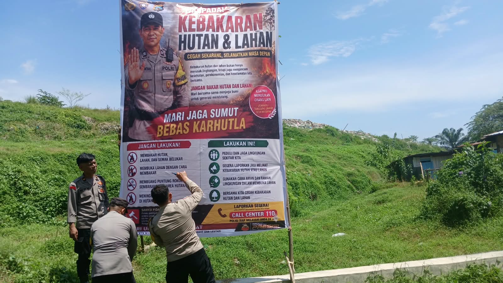 Spanduk Karhutla Terpasang di Jalan Rondahim, Polsek Siantar Martoba Ajak Warga Jaga Sumut Bebas Karhutla