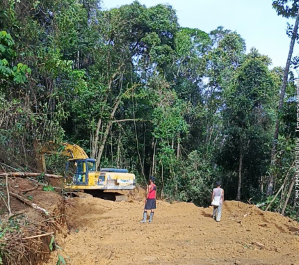 Jalan Penghubung Antara Desa Sijarango Pakkat Dengan Desa Sibongkare Tarabintang Kini Tembus
