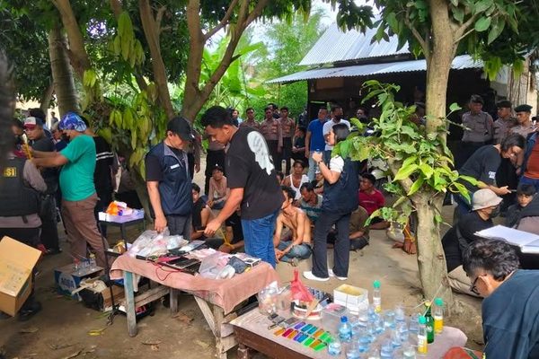 Sarang Narkoba Percut Sei Tuan Digempur 85 Personel Brimob Polda Sumut, 29 Orang Positif Amfetamin