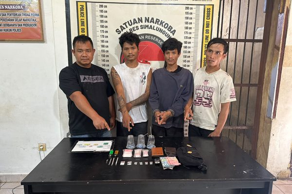 Operasi Sarang Narkoba Simalungun Libas Jaringan Lintas Daerah: 5 Tersangka Ditangkap, 100,42 Gram Sabu Disita