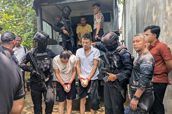 Dukung Tugas Bareskrim Polri, 20 Personel Detasemen Gegana Brimob Sumut Kawal Tahanan di Pidie Aceh