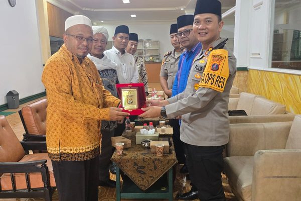 Sambangi Kantor MUI di Jalan Asahan, AKBP Hendri Barus Rangkul Para Ulama Sukseskan Program Prioritas Kapolri