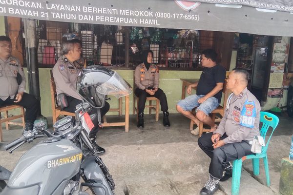 Dukung Keamanan Lingkungan, Kapolsek Siantar Selatan Setujui Usulan Pos Kamling Jalan Toba II