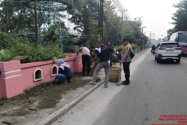 Sinergi Tiga Pilar, Gotong Royong Massal di Jalan Gereja Berjalan Lancar