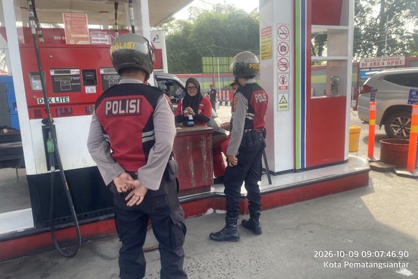 Antisipasi Keributan, Sat Samapta Polres Pematangsiantar Monitoring Pengisian BBM