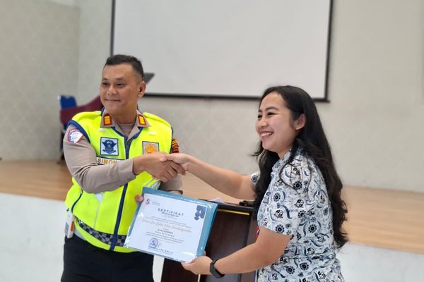 Police Go To School di SMP Kalam Kudus, Sat Lantas Pematangsiantar Ajak Siswa Tertib Berlalu Lintas
