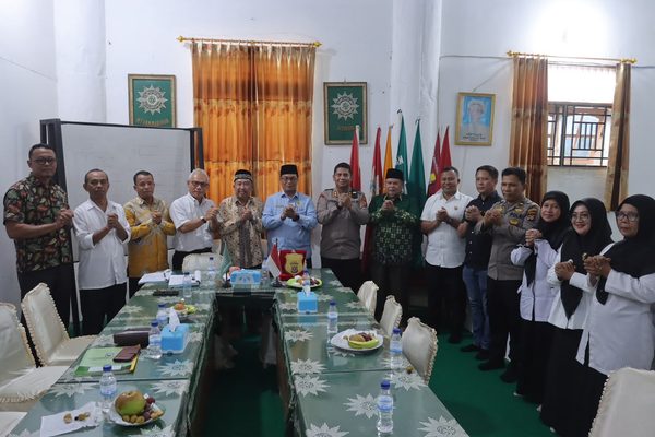 Rabu Siang, Kapolres Pematangsiantar Sambangi Kantor PD Muhammadiyah Jalan Merdeka, Disambut Ketua Ir. H. Sailan Nasution
