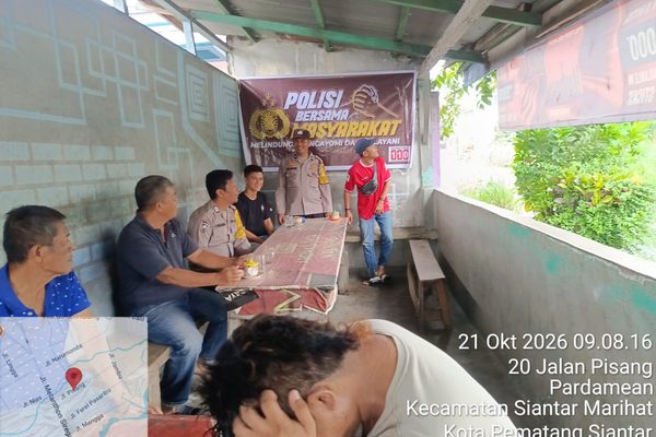 Kumpul Bersama Warga Jalan Pisang, Kapolsek Siantar Marihat Pererat Silaturahmi dan Imbau Manfaatkan Call Center 110