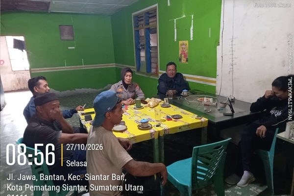 Kumpul Bersama Masyarakat di Kelurahan Bantan, Polsek Siantar Barat Dengarkan Aspirasi dan Sampaikan Pesan Kamtibmas